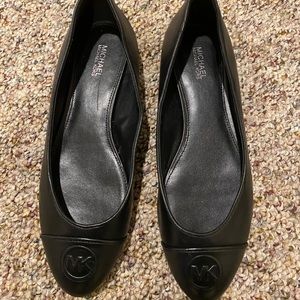 Womens size 8 Michael Kors Dylan Ballet flat
